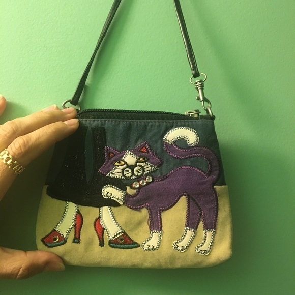 Adorable kitty handbag - Picture 2 of 5
